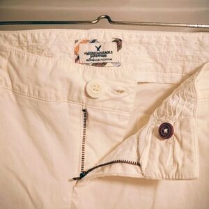 American Eagle Cream Pants
